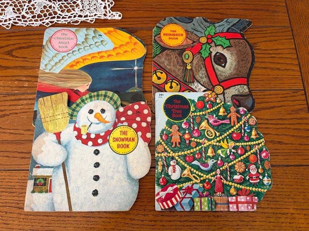 Golden Press Vintage Christmas Shape Book Lot Of 4